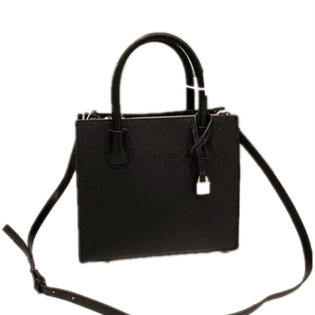 Fashion trend versatile hand bag single shoulder color blocking small fresh large capacity, Packing box
Fashion trend versatile hand bag single shoulder color blocking small fresh large capacity, Packing box