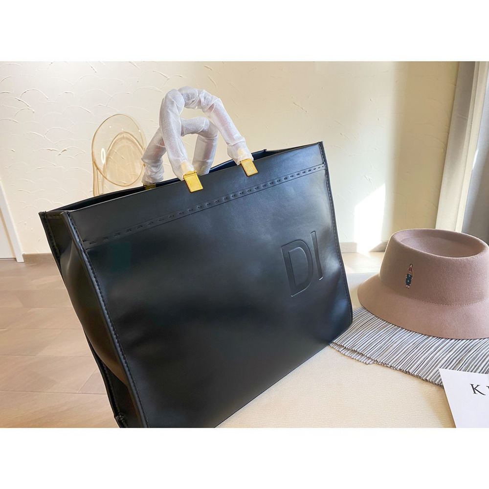 New shoulder bags Women handbag Crossbody bag brands designer handbags high quality flower printing 2021 bag purse 41Cm black1, Black 
New shoulder bags Women handbag Crossbody bag brands designer handbags high quality flower printing 2021 bag purse 41Cm black1, Black