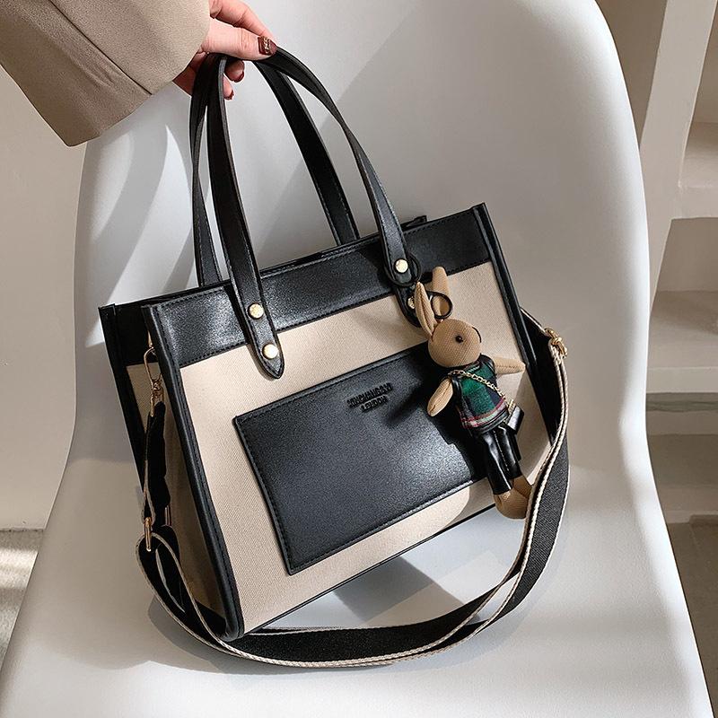 Schulter Taschen 2021 Fashion Large Women Hand Bag Designer Patchwork Leather Shoulder Bag Luxury Tote Handbags Ladies Cross, Black
Schulter Taschen 2021 Fashion Large Women Hand Bag Designer Patchwork Leather Shoulder Bag Luxury Tote Handbags Ladies Cross, Black