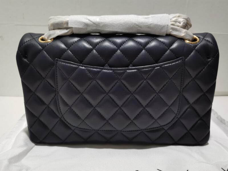 Realfine888 5A Best Quality 25.5cm Lambskin Quilted Double Flap Shoulder Handbag,Gold Metal Hardware,with Dust Bag+Box,, Lambskin quilted_02
Realfine888 5A Best Quality 25.5cm Lambskin Quilted Double Flap Shoulder Handbag,Gold Metal Hardware,with Dust Bag+Box,, Lambskin quilted_02