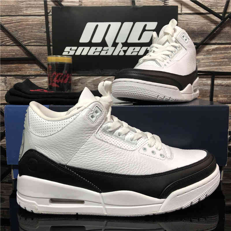 2020 Top Quality Varsity Royal Fragment Katrina Mens Jumpman 3 Basketball Shoes 3s Laser Orange UNC Red Black White Cement Mens Sports shoesB74G, Style 15
2020 Top Quality Varsity Royal Fragment Katrina Mens Jumpman 3 Basketball Shoes 3s Laser Orange UNC Red Black White Cement Mens Sports shoesB74G, Style 15