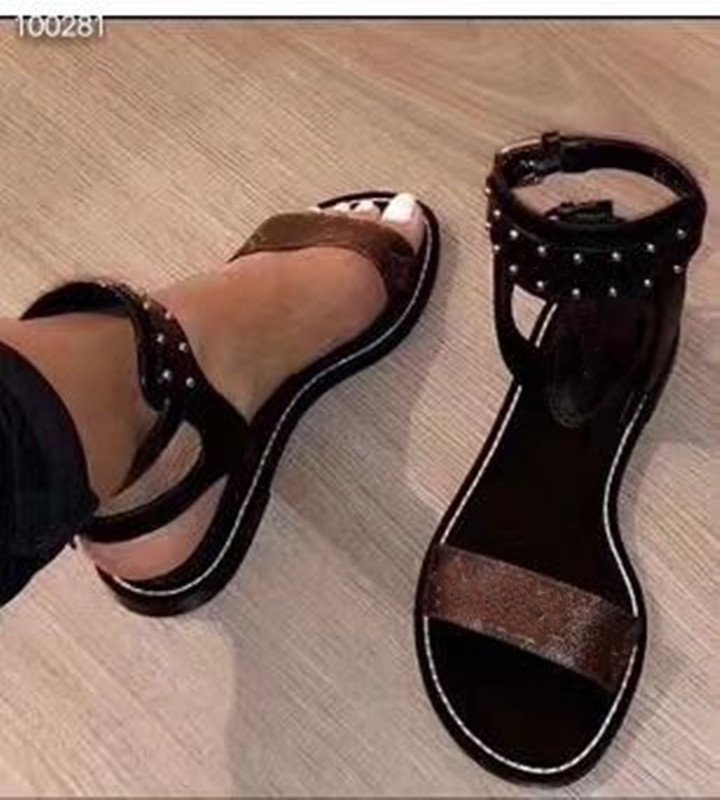 Hot Sale High Quality Leather Women Summer Flat Orange Cross Strap Buckle Sandals One Word Buckle Open Toe Roman Flats Large Size 36-42, Black
Hot Sale High Quality Leather Women Summer Flat Orange Cross Strap Buckle Sandals One Word Buckle Open Toe Roman Flats Large Size 36-42, Black