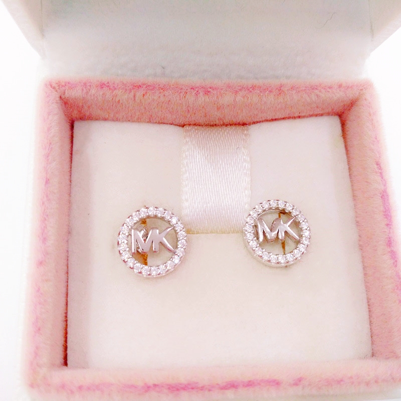 Hot charms jewelry making friendship MK style 925 Sterling silver hoop halloween earrings for women men girl diamond studs sets birthday gif
Hot charms jewelry making friendship MK style 925 Sterling silver hoop halloween earrings for women men girl diamond studs sets birthday gif