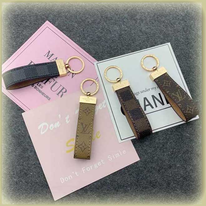 4-9 Keychain Key Chain Buckle Keychains Lovers Car Handmade Leather Men Women Bags Pendant Accessories with box dust bag GGLVLouis
bags VUTTON
4-9 Keychain Key Chain Buckle Keychains Lovers Car Handmade Leather Men Women Bags Pendant Accessories with box dust bag GGLVLouis
bags VUTTON