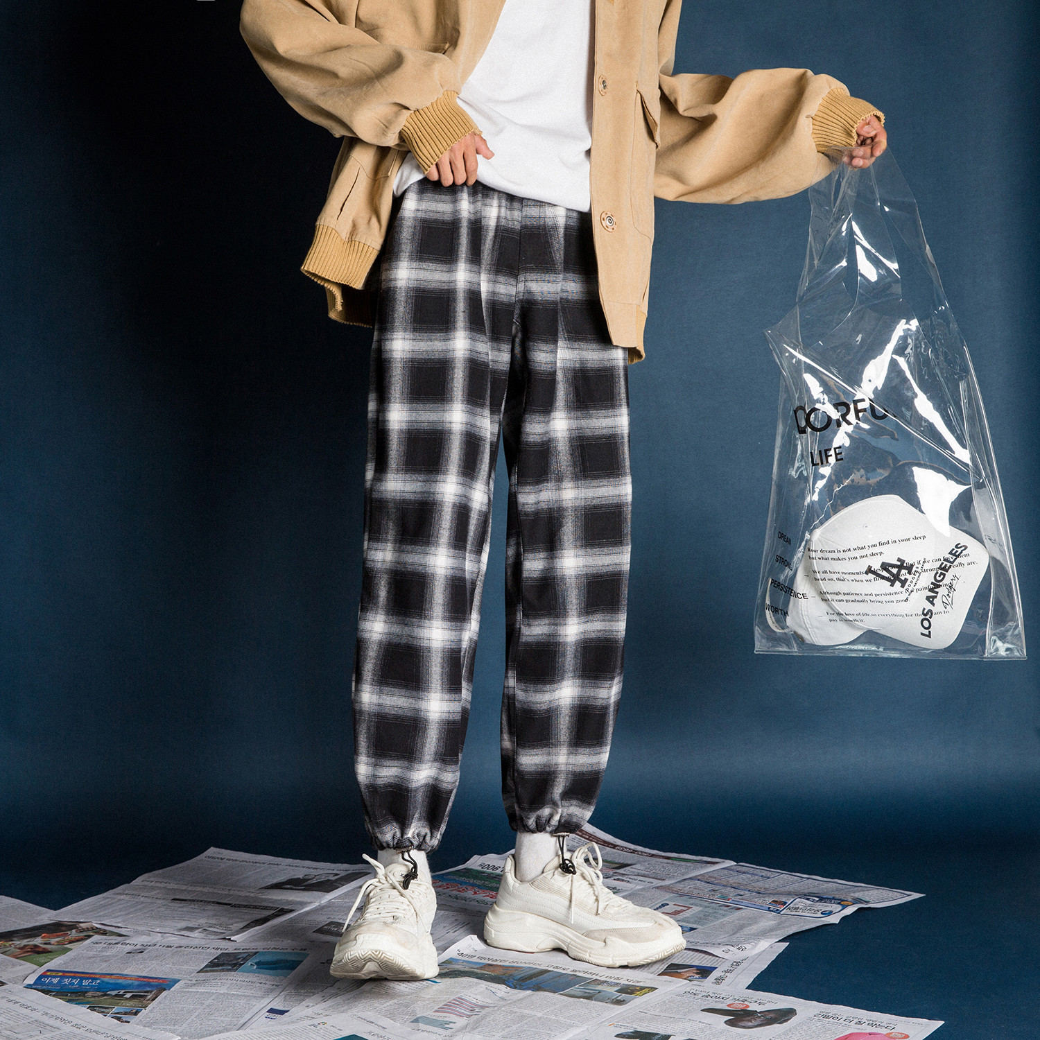 2021 New Men's Streetwear Casual Pants Cotton Lattice Printing High-quality Fashion Black/navy Color Loose Trousers Plus Size S-2xl D8s7, Black classics
2021 New Men's Streetwear Casual Pants Cotton Lattice Printing High-quality Fashion Black/navy Color Loose Trousers Plus Size S-2xl D8s7, Black classics