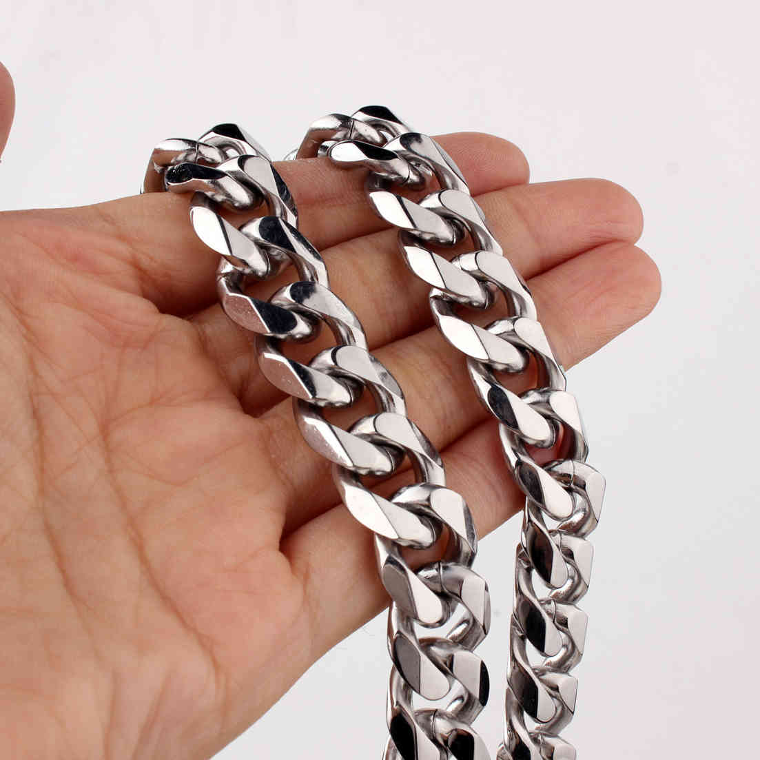 12/15mm xtentacion Adjustable Choker Hip Hop Rapper StainlSteel Silver Color Mens Cuban Curb Chain Necklace 16-40 inch X0509
12/15mm xtentacion Adjustable Choker Hip Hop Rapper StainlSteel Silver Color Mens Cuban Curb Chain Necklace 16-40 inch X0509
