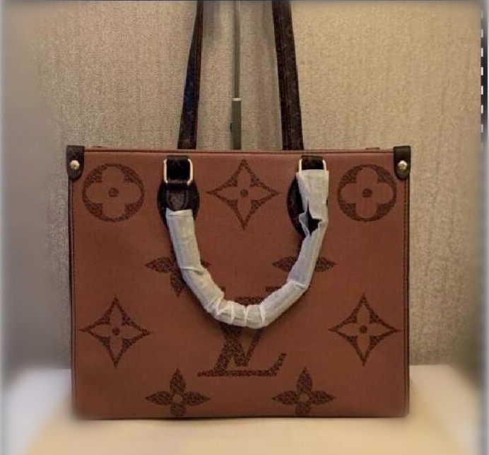 LVLOUISVITTON bagVUTTON BROCHETTE METIS Totes Shoulder Bags designer Handbags women Purse Large Capacity Ladies Shopping bag Cosmetic Handbags, Bronze
LVLOUISVITTON bagVUTTON BROCHETTE METIS Totes Shoulder Bags designer Handbags women Purse Large Capacity Ladies Shopping bag Cosmetic Handbags, Bronze