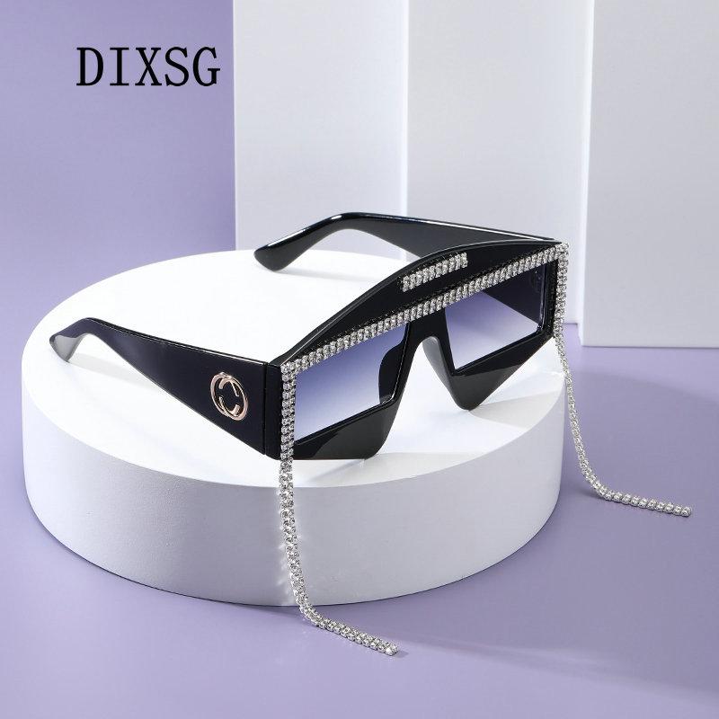 Sunglasses Fashion Style Triangle Diamond Frame Woman Trendy Wear Street Personality Glasses Driving Ladies
Sunglasses Fashion Style Triangle Diamond Frame Woman Trendy Wear Street Personality Glasses Driving Ladies