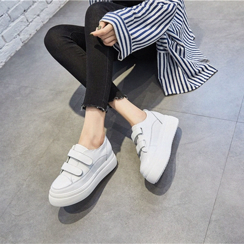 Womens Platform Sneakers 2018 Spring Autumn Genuine Leather Ladies Shoes Women Shoes Flat Platform Hook & Loop Woman Sneakers M2fS#, Black
Womens Platform Sneakers 2018 Spring Autumn Genuine Leather Ladies Shoes Women Shoes Flat Platform Hook & Loop Woman Sneakers M2fS#, Black