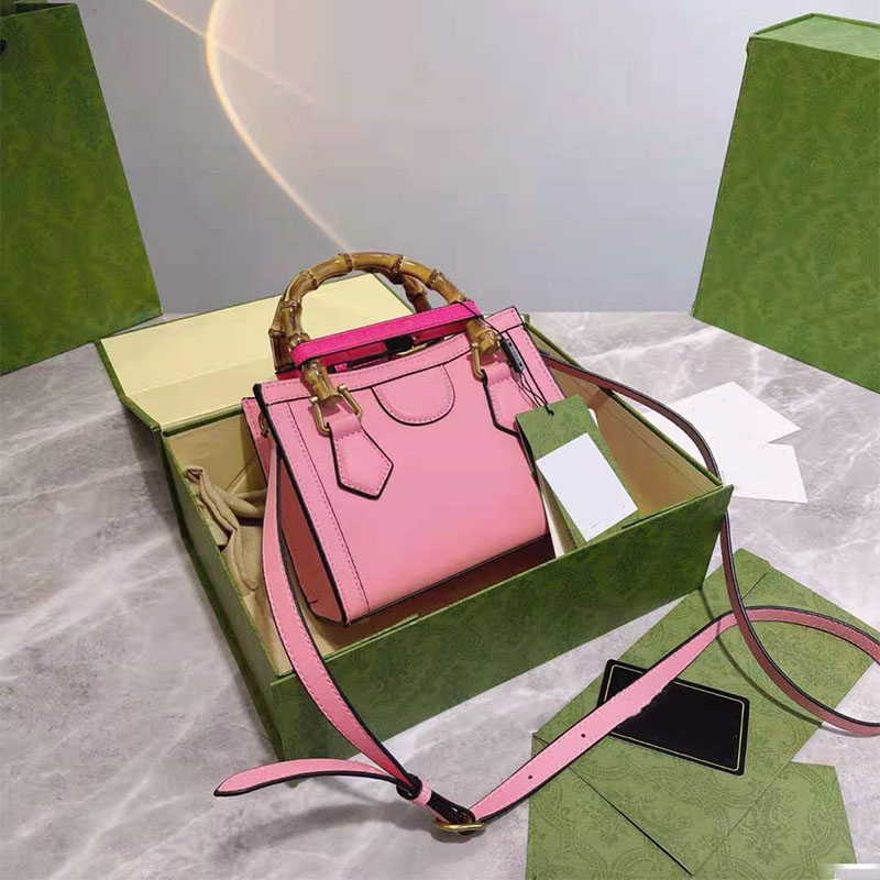 Classic designers Diana Bamboo handbags Fashion Female Square Bag Genuine Leather Ladies purses New pochette
Classic designers Diana Bamboo handbags Fashion Female Square Bag Genuine Leather Ladies purses New pochette