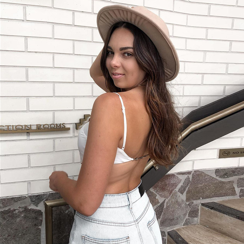 Womens Sexy Camisole Crop Top Chiffon Sleeveless Backless Chain Sling Vest 2021 Summer Solid Casual Fashion Tank Tops, White
Womens Sexy Camisole Crop Top Chiffon Sleeveless Backless Chain Sling Vest 2021 Summer Solid Casual Fashion Tank Tops, White