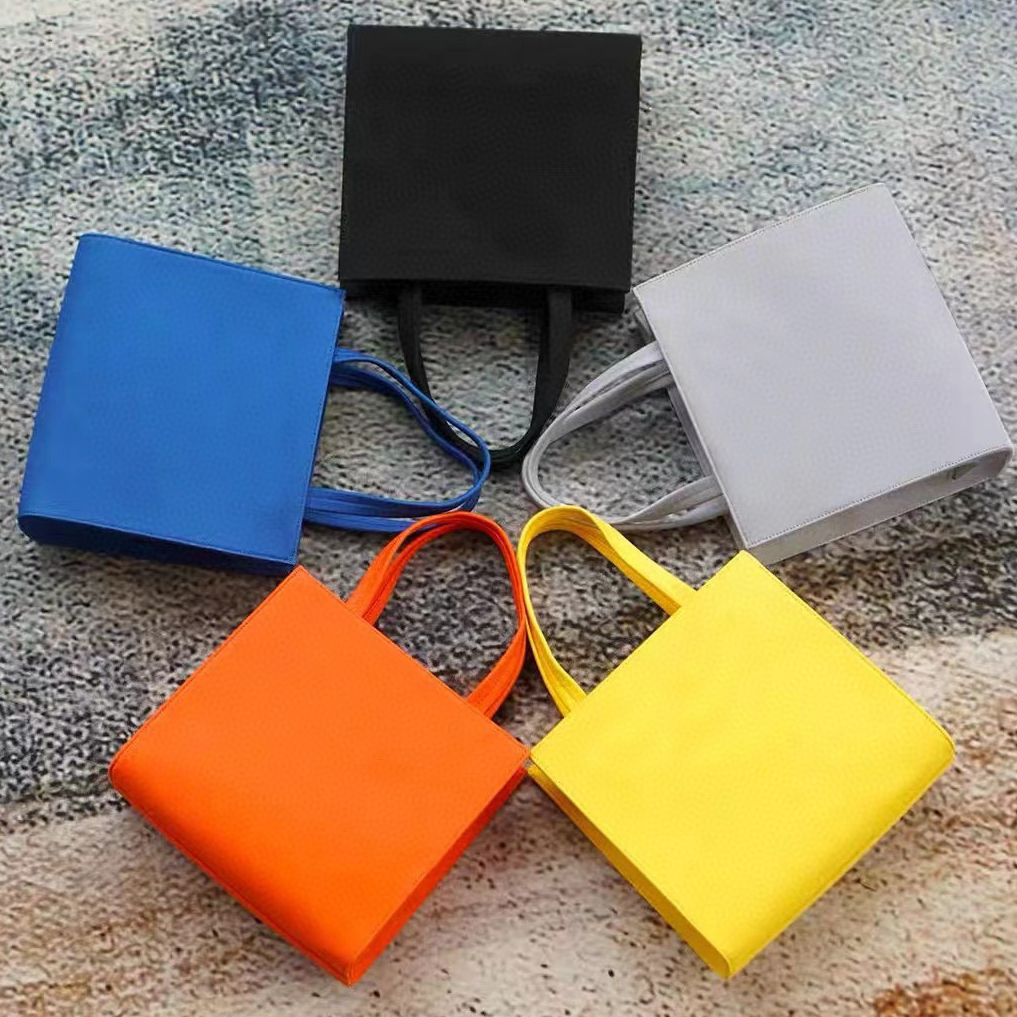 Fashion totes shopping Designer Brand Three-dimensional letters Bags Handbags High Quality purse bag Womens wallet vintage cross body lady Canvas classic mini, No bags
Fashion totes shopping Designer Brand Three-dimensional letters Bags Handbags High Quality purse bag Womens wallet vintage cross body lady Canvas classic mini, No bags
