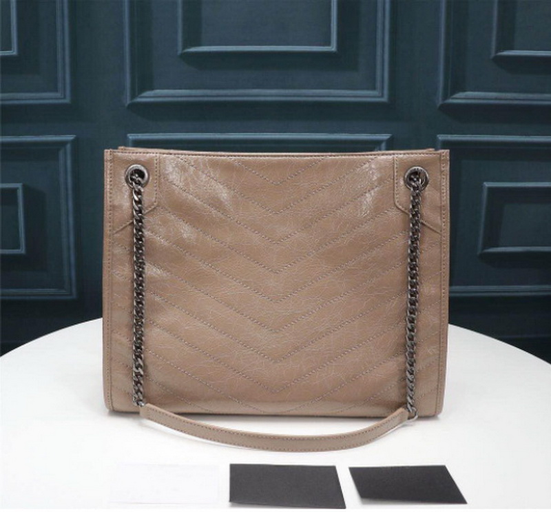 Best 3A quality 577999 33cm NIKI Medium Shopping Bag Crinkled Vintage Calfskin Leather Shoulder Bags,Come With Dust Bag,Free Shipping, Black logo
Best 3A quality 577999 33cm NIKI Medium Shopping Bag Crinkled Vintage Calfskin Leather Shoulder Bags,Come With Dust Bag,Free Shipping, Black logo