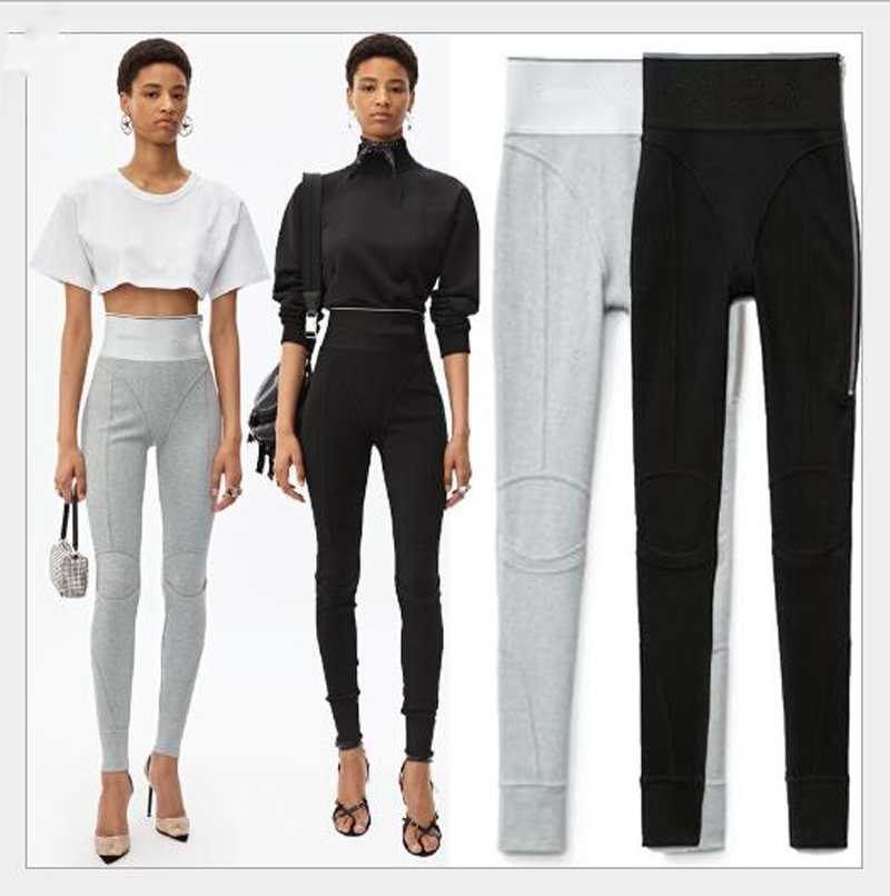 2021 Hight Quality Women Logo Elastic Zipper Legging Designer Slim Legs Pants Womens Luxury New Fashion Wang Clothes Black Gray Size XS-M
2021 Hight Quality Women Logo Elastic Zipper Legging Designer Slim Legs Pants Womens Luxury New Fashion Wang Clothes Black Gray Size XS-M