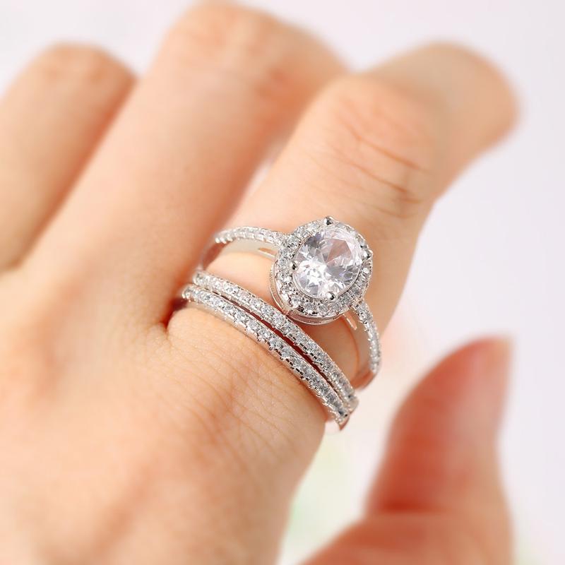 Cluster Rings Wedding Moissanite Set For Women Bridal Engagement Silver Color Crystal Aesthetic Christmas Mariage Jewelry SR077, Golden;silver
Cluster Rings Wedding Moissanite Set For Women Bridal Engagement Silver Color Crystal Aesthetic Christmas Mariage Jewelry SR077, Golden;silver