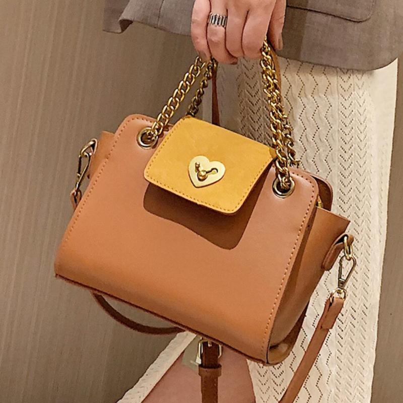 Vintage Chain Tote bag 2021 Fashion New High quality PU Peather Women's Designer Handbag High capacity Shoulder Messenger Bag, Black
Vintage Chain Tote bag 2021 Fashion New High quality PU Peather Women's Designer Handbag High capacity Shoulder Messenger Bag, Black