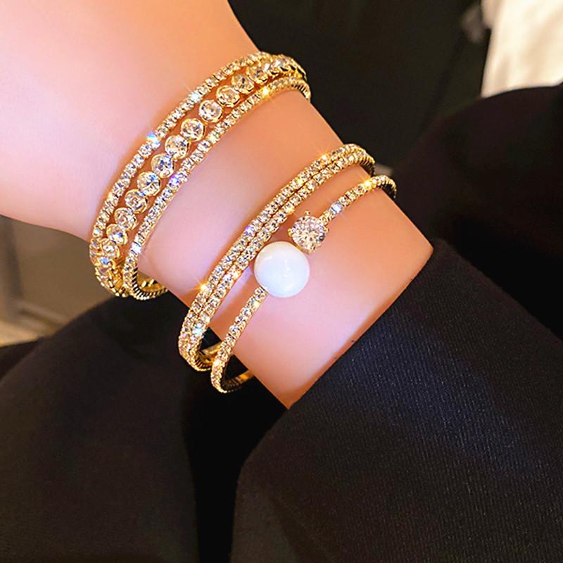 Bangle Shiny Fashion Bracelet Exaggerated Crystal Open Adjustable For Women Wedding Temperament Design Hand Jewelry Gift
Bangle Shiny Fashion Bracelet Exaggerated Crystal Open Adjustable For Women Wedding Temperament Design Hand Jewelry Gift