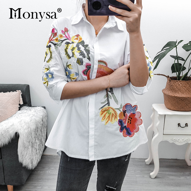 Plus Size Tops Women New Arrival Summer Half Sleeve Floral Embroidery Blouses Ladies Loose Casual Long Shirt White Blue 210225