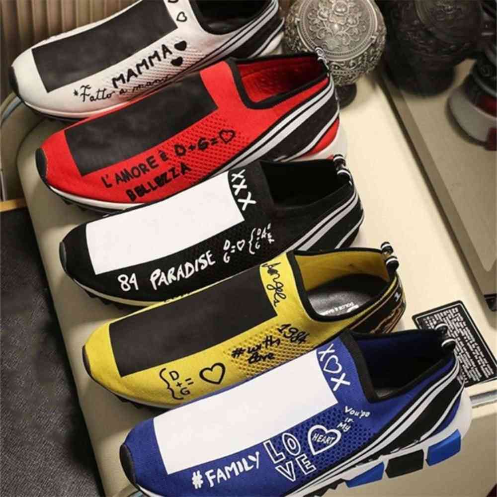 2021 High Quality Mens Womens Casual Shoes Fashion Designer Sneakers Colorful Letters Cloth Shoes Slip-on Printing Trainers With sportsking, Black
2021 High Quality Mens Womens Casual Shoes Fashion Designer Sneakers Colorful Letters Cloth Shoes Slip-on Printing Trainers With sportsking, Black
