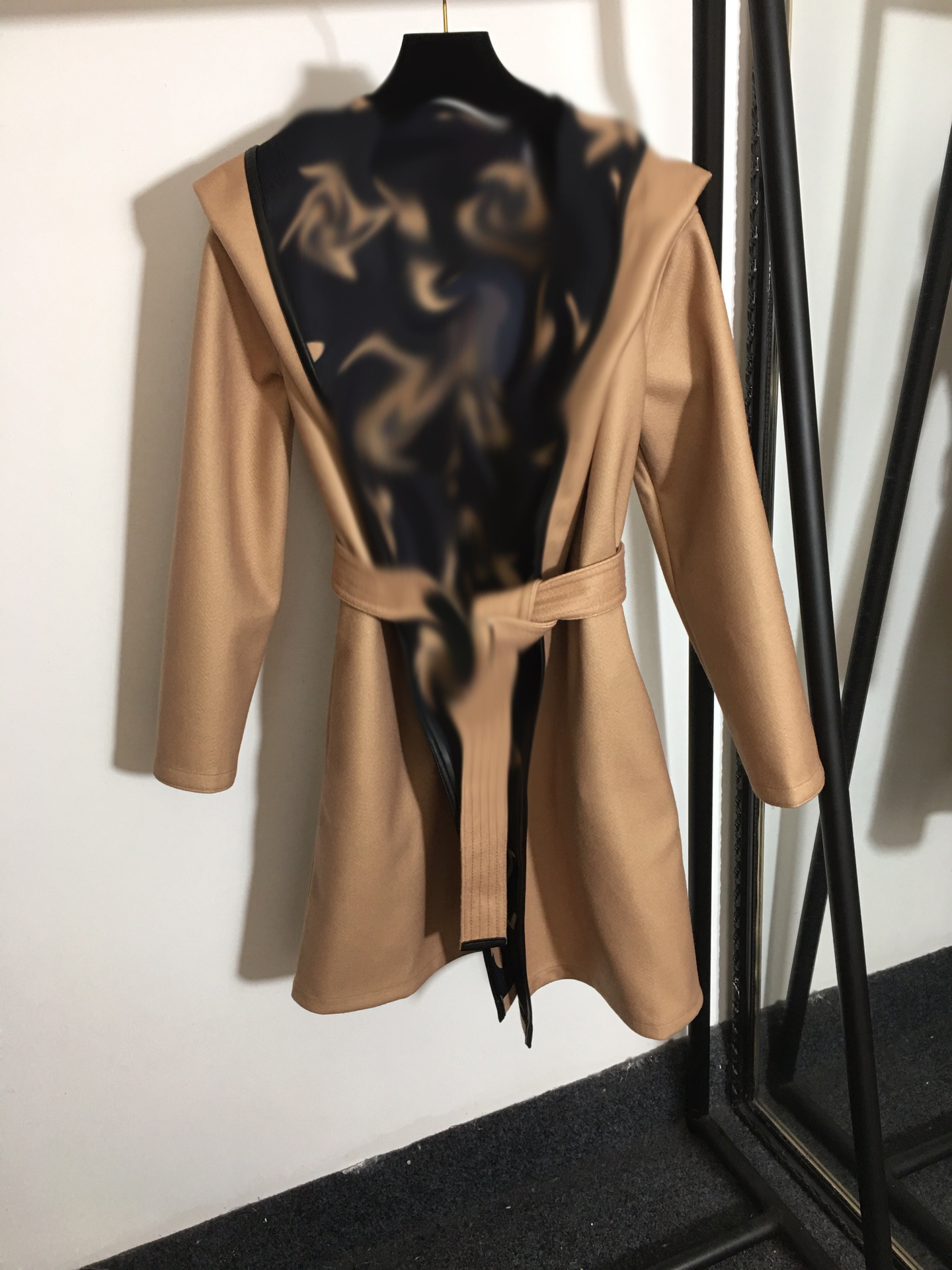 902 L 2021 Milan Runway Coat Autumn Brand SAme Style Coat Hooded High Quality Long Sleeve Khaki Solid Womens clothes Fashion meiyi, Customize
902 L 2021 Milan Runway Coat Autumn Brand SAme Style Coat Hooded High Quality Long Sleeve Khaki Solid Womens clothes Fashion meiyi, Customize