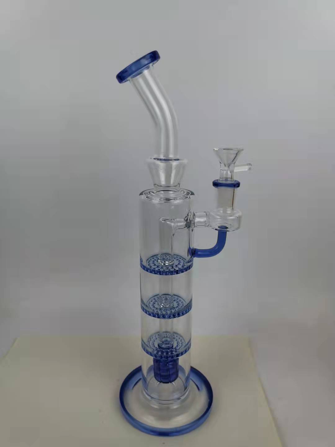 30 cm tall blue 3 honeycomb filter glass pipe glass bong 5 mm thick joint size 14 mm
30 cm tall blue 3 honeycomb filter glass pipe glass bong 5 mm thick joint size 14 mm