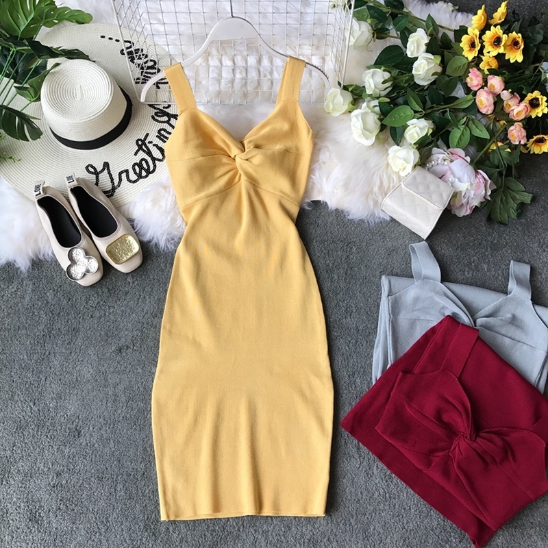 Gaganight Solid Sexy Women Mini Short Dress Sleeveless Criss Cross Spaghetti Strap Knitted Party Dresses Female Slim Vestidos 210519, Burgundy
Gaganight Solid Sexy Women Mini Short Dress Sleeveless Criss Cross Spaghetti Strap Knitted Party Dresses Female Slim Vestidos 210519, Burgundy