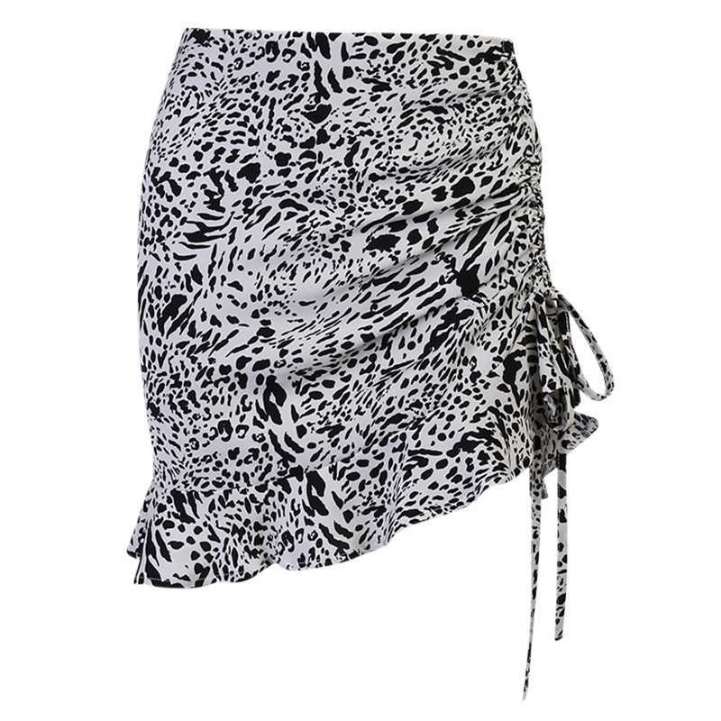 Sexy Woman Mini Kawaii Pleated Skirt Goth Hippie Skirts Womens Gothic Punk Japanese Y2k Plus Size Lolita Clothing 23510P 210712wtt
