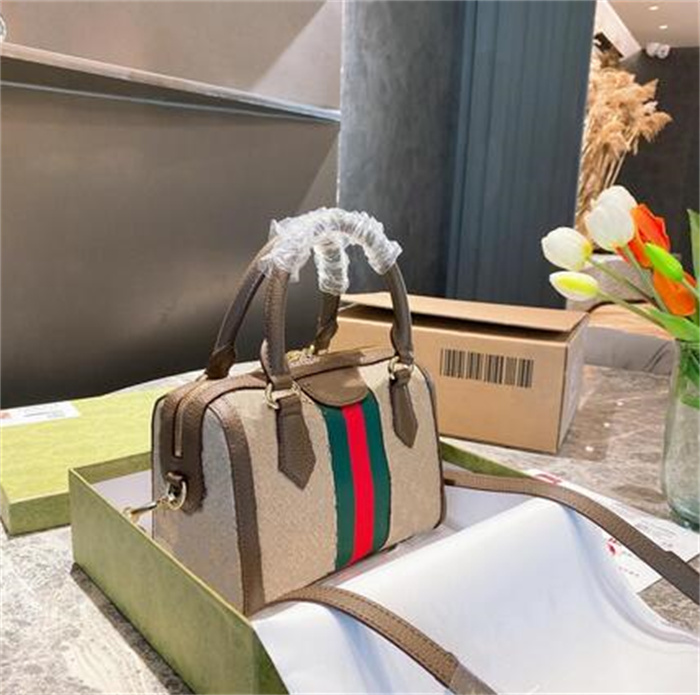 Top Quality Cross Body Wallet Leather Patchwork Messenger Bag Women Female Chain Strap Shoulder Bags Ladies Flap Bao Purse With handbags Backpack Style Totes box no, Brown
Top Quality Cross Body Wallet Leather Patchwork Messenger Bag Women Female Chain Strap Shoulder Bags Ladies Flap Bao Purse With handbags Backpack Style Totes box no, Brown