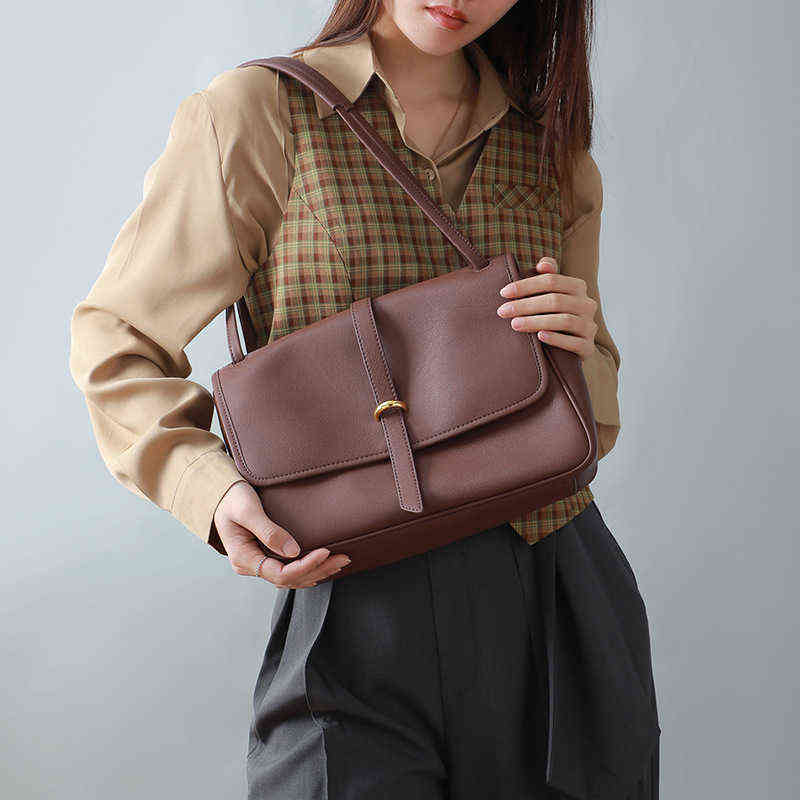NXY Evening Bags Leather Messenger women's bag new fashion high sense diagonal cross foreign style of minority 220211