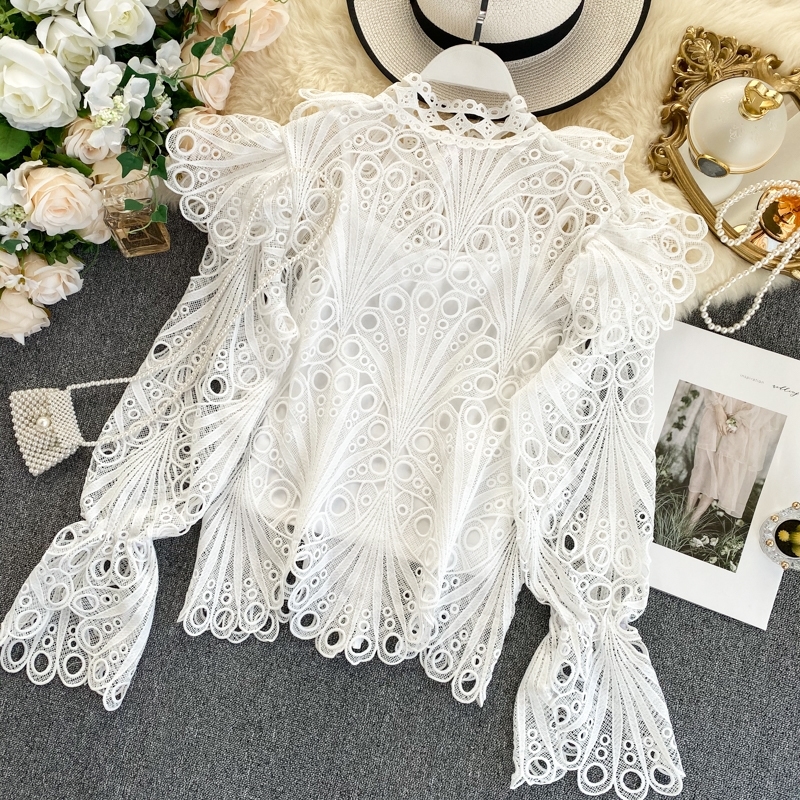 Mozuleva Spring New Sweet Ruffles Hollow Out Polka Dot Lace Shirt Women Long Flare Sleeve Button Fashion Runway Blouse Top T200321