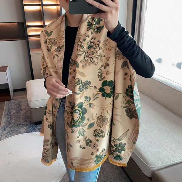 Scarf Brand-name scarf, men's and women's fashion, 3 colors, formal casual, size 65/180 cm, with luggage
Scarf Brand-name scarf, men's and women's fashion, 3 colors, formal casual, size 65/180 cm, with luggage