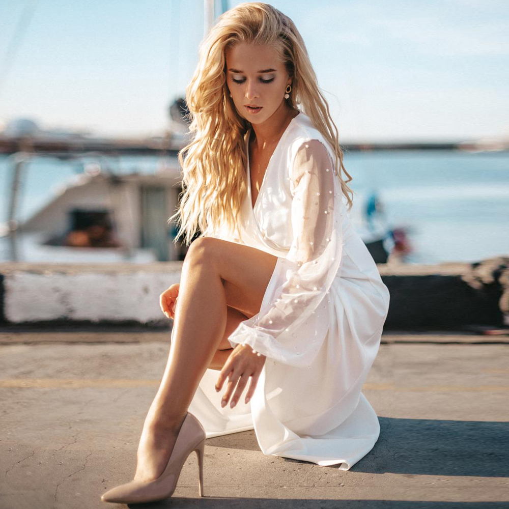 Sexy Simple Wedding Dress 2022 Side Slit Pearl Long Puffy Sleeves V Neck Pleats Ankle Length Bridal Gowns Civil Vestido De Novia