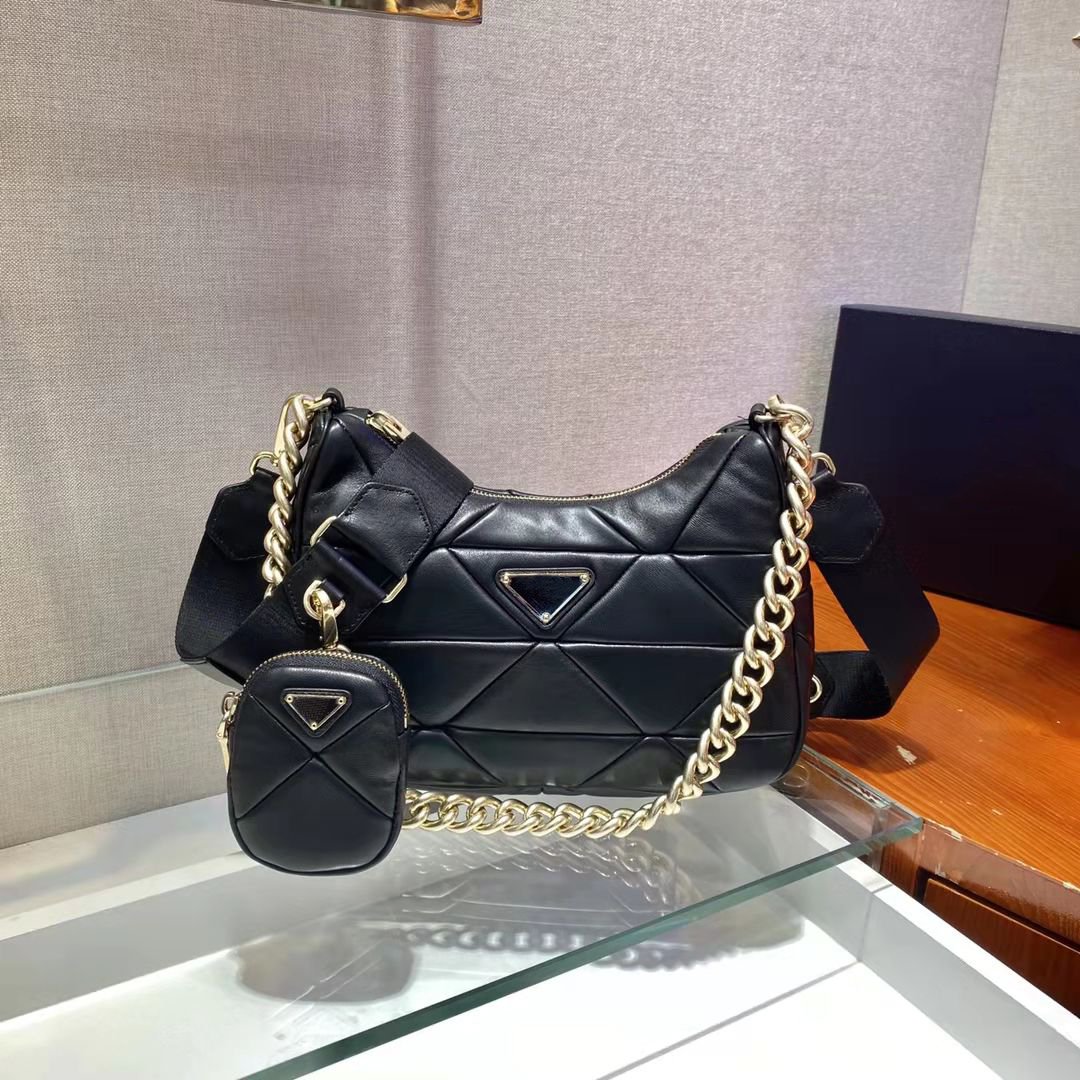 Luxurys 3 piece set shoulder bag women Crossbody Designers composite Adjustable Shoulder Strap Thread Letter Sheepskin Sequins Zipper Soft, Black
Luxurys 3 piece set shoulder bag women Crossbody Designers composite Adjustable Shoulder Strap Thread Letter Sheepskin Sequins Zipper Soft, Black