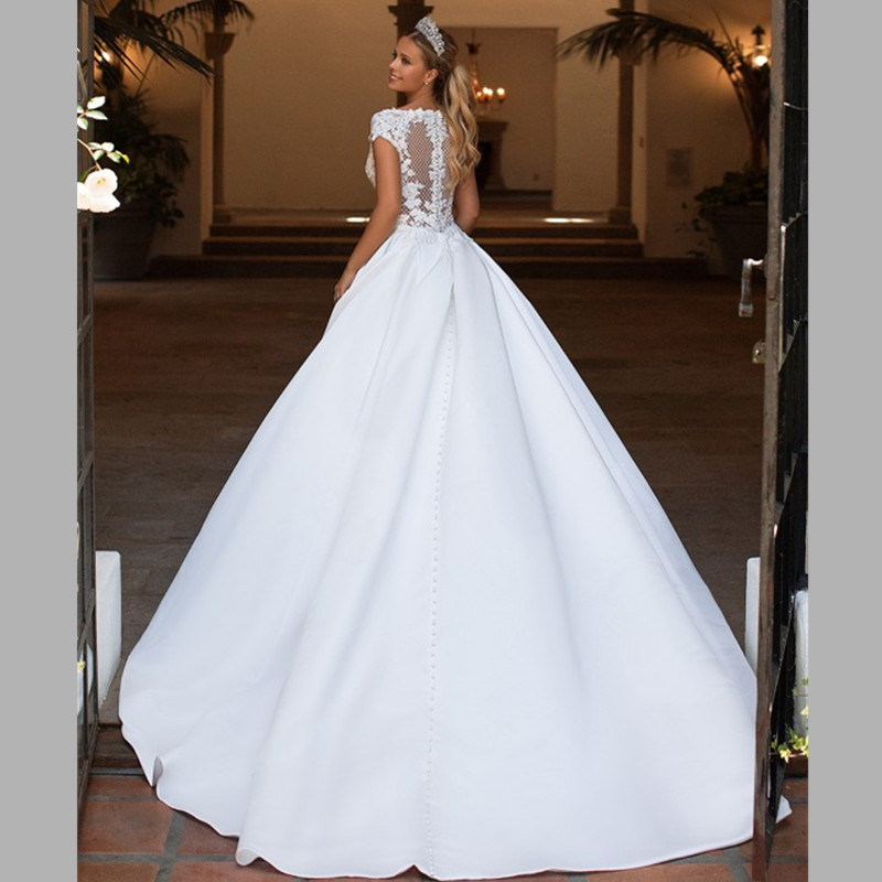 Dror Il Satin Lace Appliques Scooped Neck Bridal Gowns Cap Sleeve Backless Beach Wedding Dress Custom