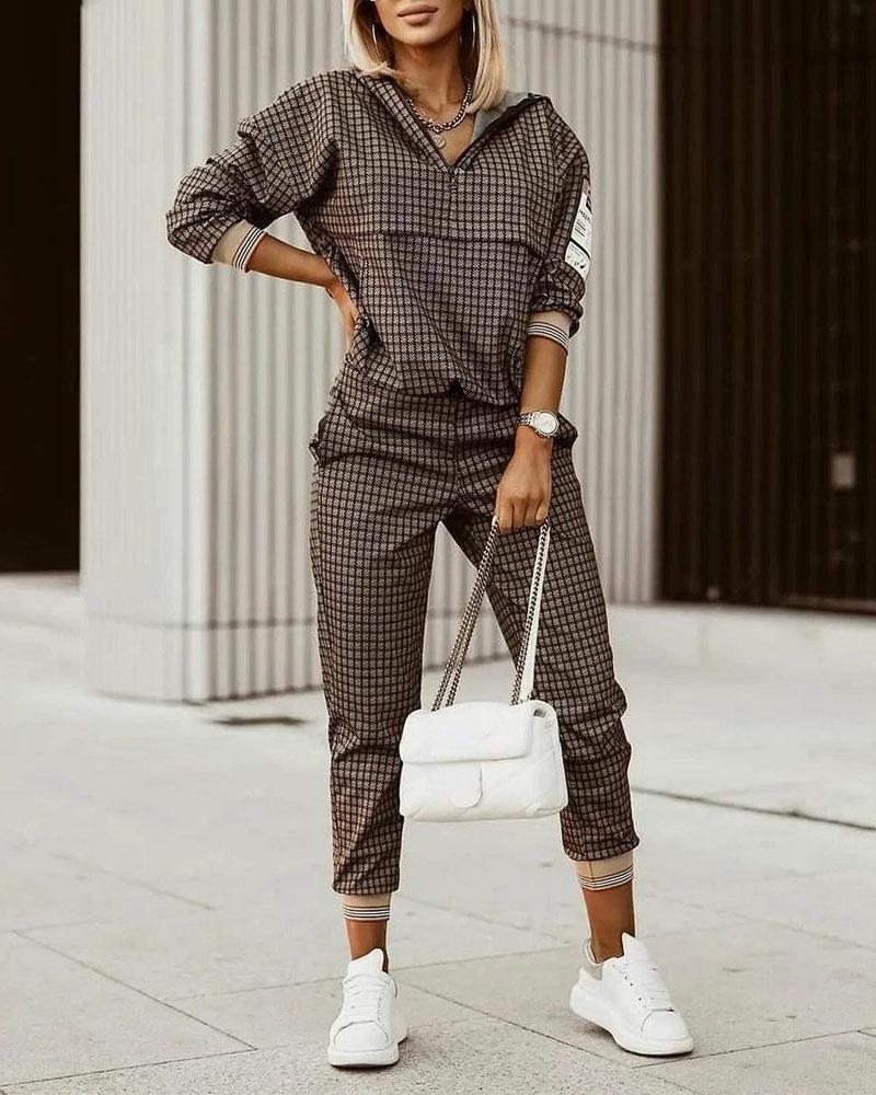 Women's Two Piece Pants Plaid Print Zipper Front Hooded Top & Set Women Autumn 2021 Fashion, White
Women's Two Piece Pants Plaid Print Zipper Front Hooded Top & Set Women Autumn 2021 Fashion, White