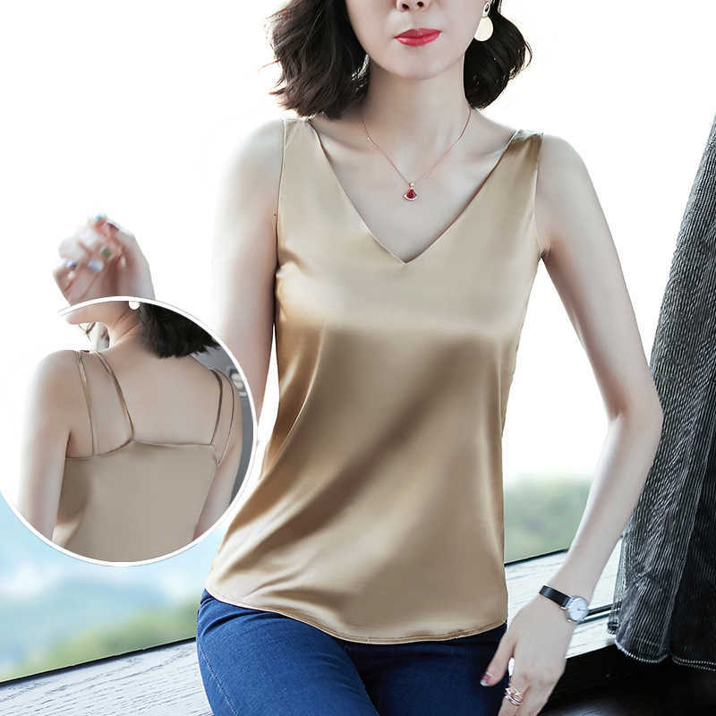 Korean Silk Women Camis Woman Satin Silk Tank Tops Women Elastic Strap Halter Top Woman Sleeveless V Neck Camis Top Plus Size 210625