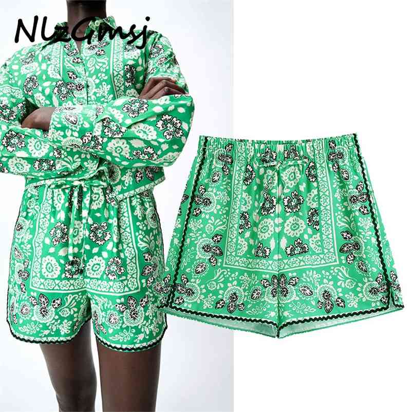 Green Print Loose High-Waisted Drawstring Casual Shorts Woman Vintage Elastic Waist Female Short Pants 06 210628, Photo color
Green Print Loose High-Waisted Drawstring Casual Shorts Woman Vintage Elastic Waist Female Short Pants 06 210628, Photo color