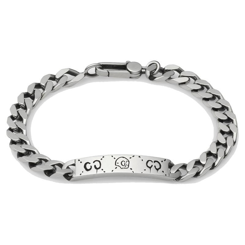 ZG Hip-hop fashion Skull Bracelet C Letter Trend Men and Women Neutral Bracelet Stainless Steel Chain Temperament Jewelry
ZG Hip-hop fashion Skull Bracelet C Letter Trend Men and Women Neutral Bracelet Stainless Steel Chain Temperament Jewelry
