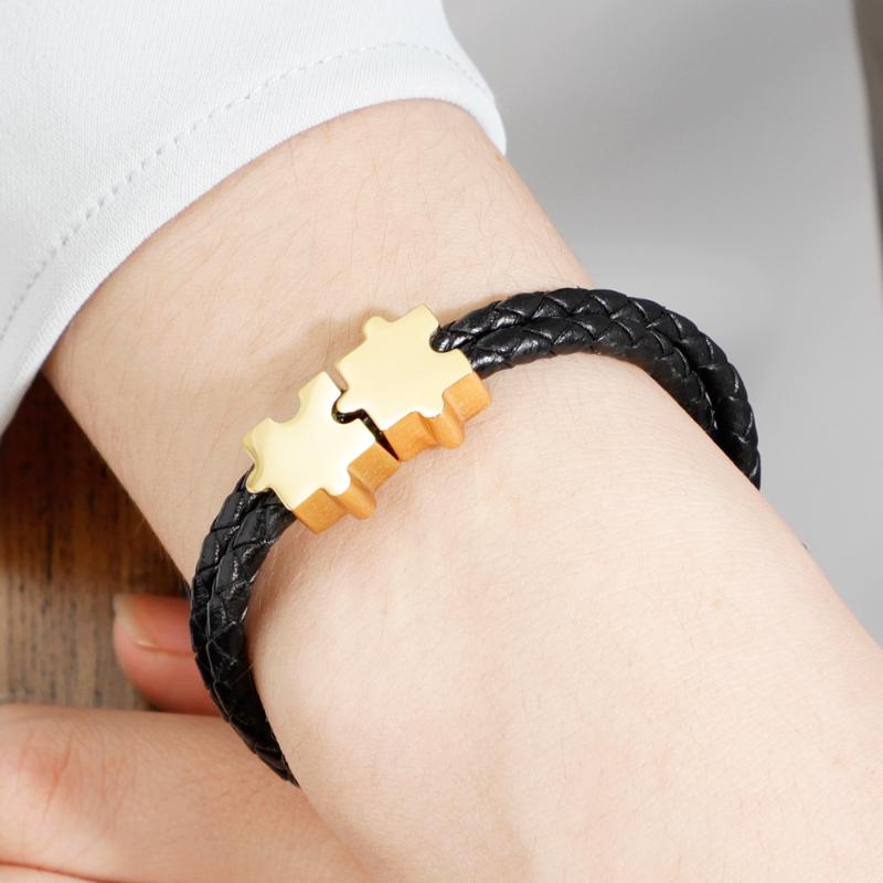 Link, Chain Stainless Steel Card Buckle Bracelet Men And Women Decorative Leather Rope Hand Valentine's Day Father's Birthday Gift
Link, Chain Stainless Steel Card Buckle Bracelet Men And Women Decorative Leather Rope Hand Valentine's Day Father's Birthday Gift