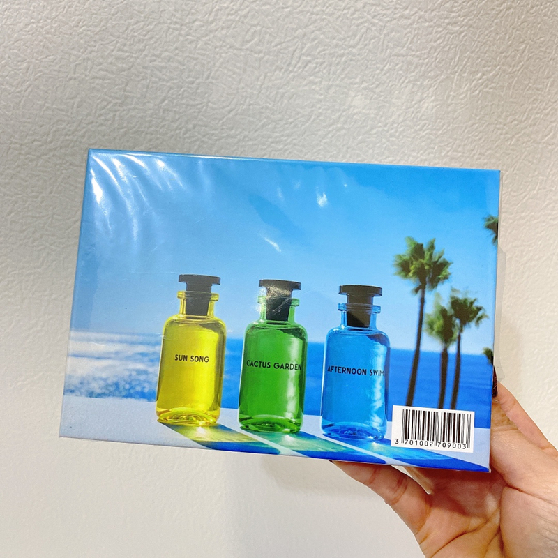 Selling high quality perfume set with box SUN SONG Afternoon makeup fragrance 3pcs 10ml in 1 kit fast delivery 
Selling high quality perfume set with box SUN SONG Afternoon makeup fragrance 3pcs 10ml in 1 kit fast delivery