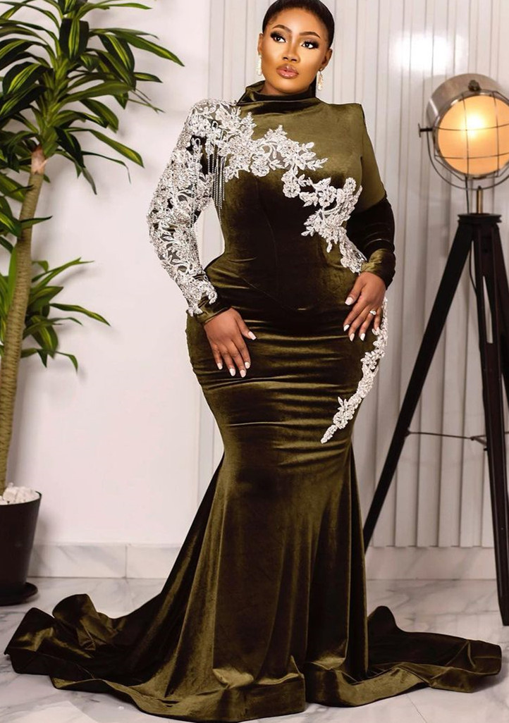 2022 Plus Size Arabic Aso Ebi Lace Beaded Mermaid Prom Dresses High Neck Velvet Evening Formal Party Second Reception Birthday Engagement Gowns Dress 