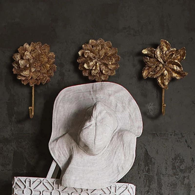 Decorative Objects & Figurines Home Decoration Resin Retro Golden Pattern Hook Bedroom Clothes Modern Art Hanging Craft Wedding Wall Hooks
Decorative Objects & Figurines Home Decoration Resin Retro Golden Pattern Hook Bedroom Clothes Modern Art Hanging Craft Wedding Wall Hooks