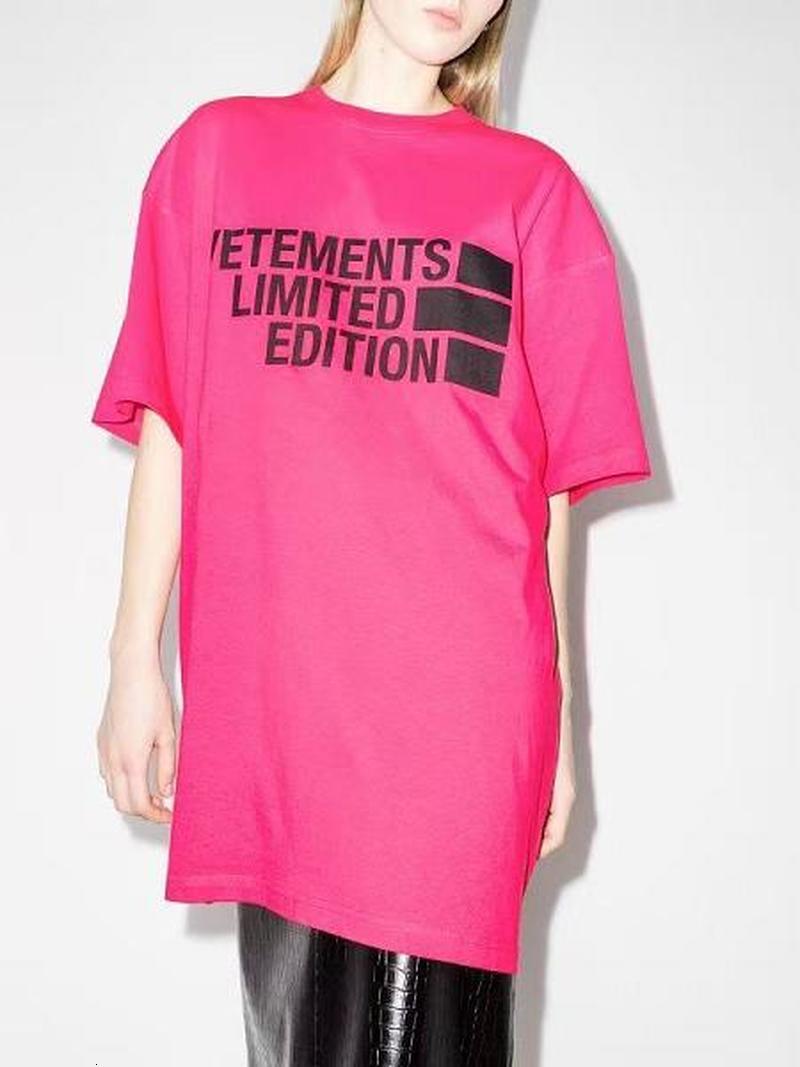 2021 New Vtm Spoof Large Letter Loose Top Tee Couples Streetwear Kanye West Hip Hop Vetements T-shirt Efsj, Purple1
2021 New Vtm Spoof Large Letter Loose Top Tee Couples Streetwear Kanye West Hip Hop Vetements T-shirt Efsj, Purple1