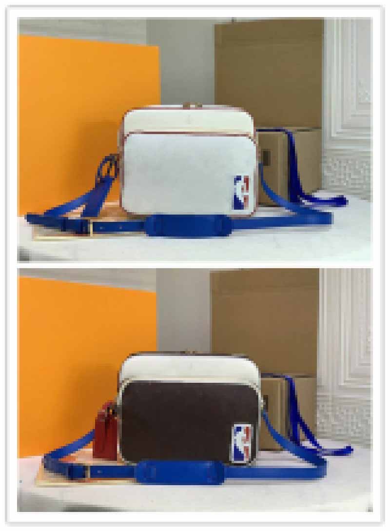 Designer Luxury Nil Messenger Bag M45583 Limited Edition NEW Crossbody Shoulder Purse Size: 30 x22 x9CM
Designer Luxury Nil Messenger Bag M45583 Limited Edition NEW Crossbody Shoulder Purse Size: 30 x22 x9CM