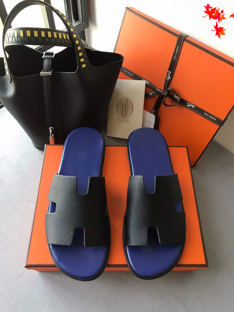 2021 Slipper Designer Slide Summer sandals Fashion Men Beach Indoor Flat Flip Flops Leather luxurys Shoes mens Slippers with box Size 39-45 -H498, Blue
2021 Slipper Designer Slide Summer sandals Fashion Men Beach Indoor Flat Flip Flops Leather luxurys Shoes mens Slippers with box Size 39-45 -H498, Blue