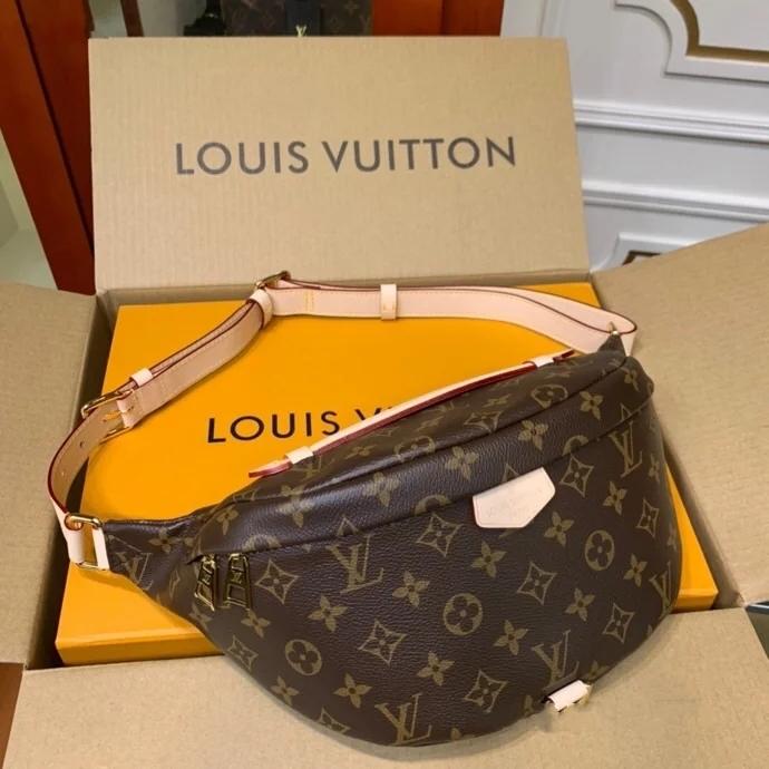 LV LOUIS VITTON Men Shoulder Bag Designers Bumbag Autn Material Waist chest Bags 43644 luxurys FannyPack Women leather handbags
LV LOUIS VITTON Men Shoulder Bag Designers Bumbag Autn Material Waist chest Bags 43644 luxurys FannyPack Women leather handbags