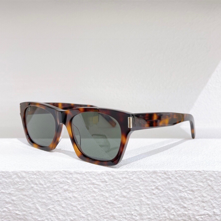 Fashion sunglasses new fashion square plate glasses men and women temperament with casual fashion sunglassess high-end quality SL402
Fashion sunglasses new fashion square plate glasses men and women temperament with casual fashion sunglassess high-end quality SL402