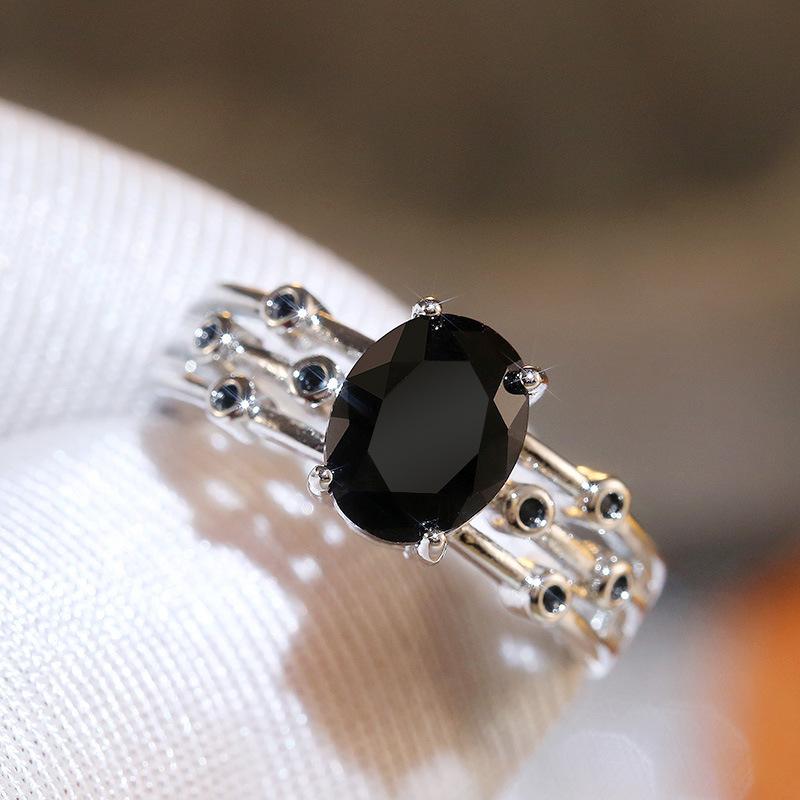 Wedding Rings Fashion For Women Black Oval Crystal Silver Color Finger Accessories Female Engagement Zircon Jewelry Wholesale KCR044, Slivery;golden
Wedding Rings Fashion For Women Black Oval Crystal Silver Color Finger Accessories Female Engagement Zircon Jewelry Wholesale KCR044, Slivery;golden