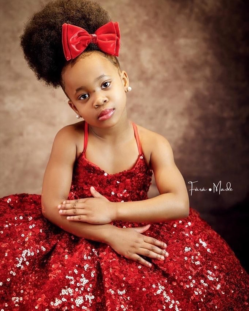 Red Sparkly 2021 Flower Girl Dresses Spaghetti Sequined Little Girl Wedding Dresses Cheap Communion Pageant Dresses Gowns ZJ735