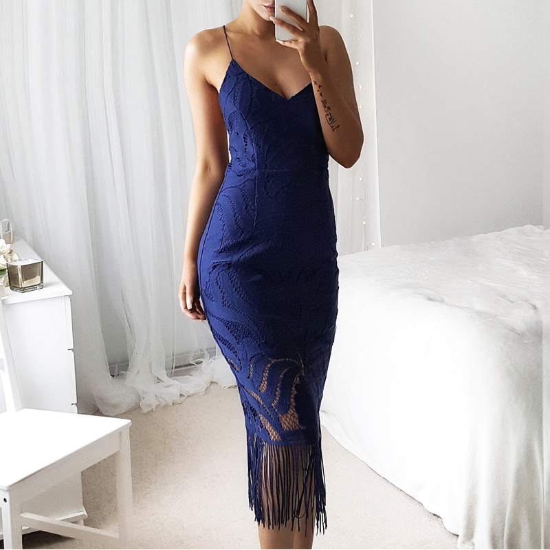 Spaghetti Straps Lace Dress Women Sexy Backless Tassels Party Bodycon Dress Female Hollow Out Tassels Vestidos, Black;gray
Spaghetti Straps Lace Dress Women Sexy Backless Tassels Party Bodycon Dress Female Hollow Out Tassels Vestidos, Black;gray